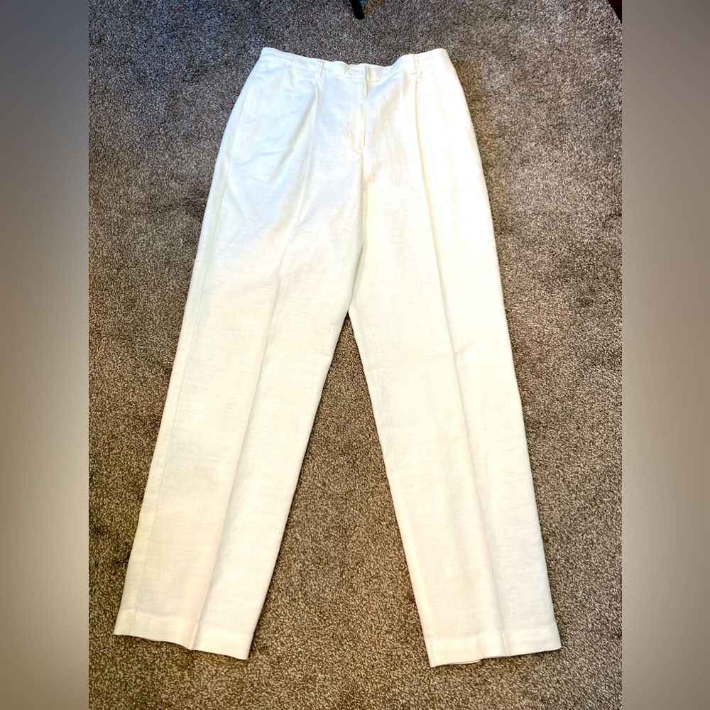 New!  Liz Claiborne Wrinkle free Cotton Linen Pleated Pant